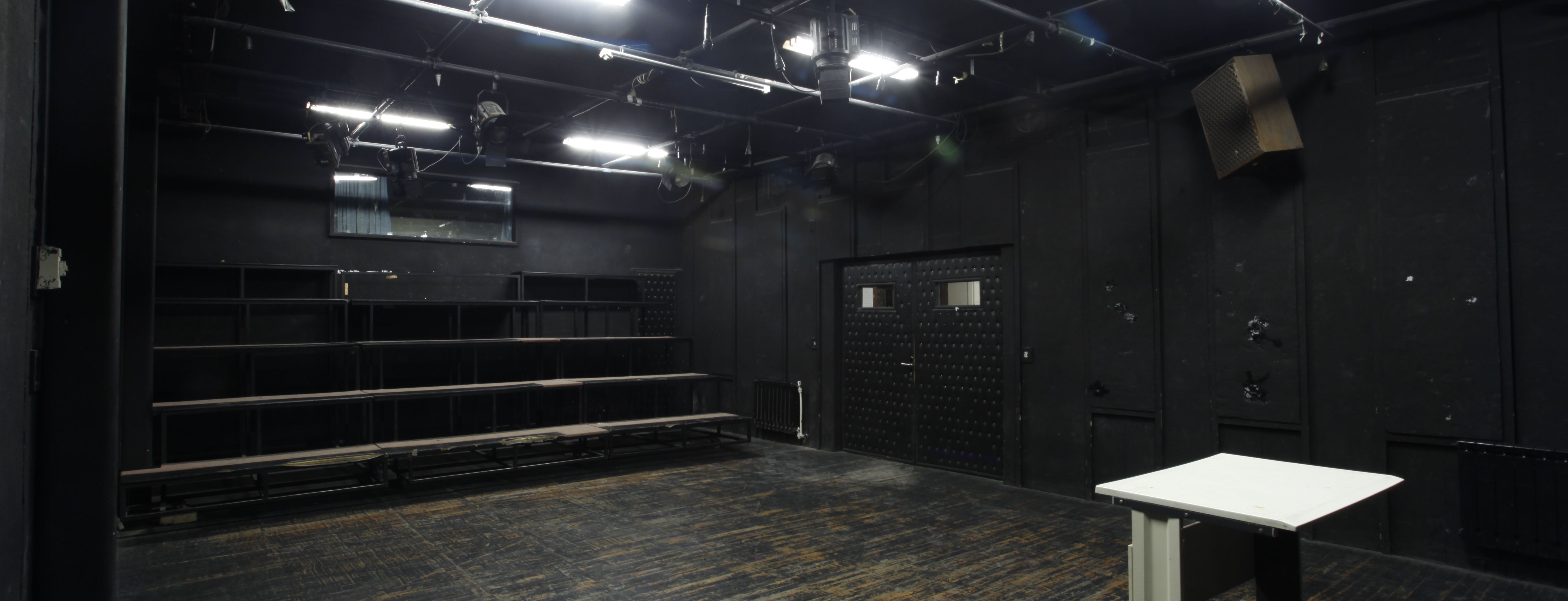 گروه آموزشی سینما و تئاتر